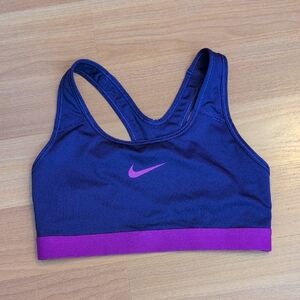Nike Women’s Purple Racerback Sports  Top Sports Bra - Purple/Pink